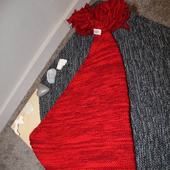 RARE💄RED Nirvanna Merino Trifecta Scarf - Picture 2 of 7